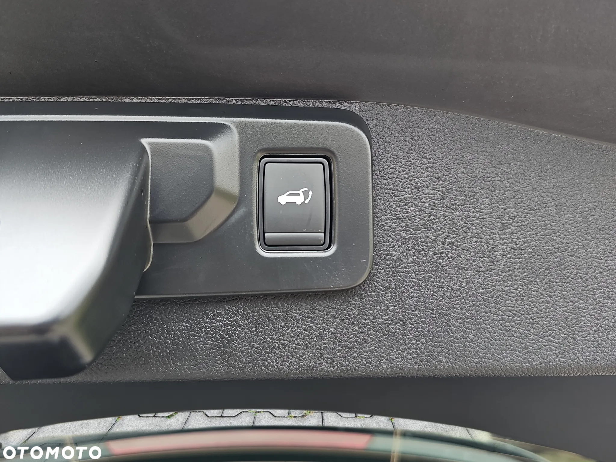 Renault Austral 1.2 E-Tech Full Hybrid 200 Iconic MMT - 30