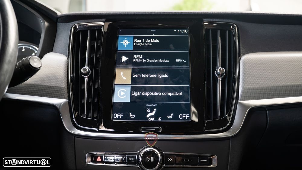Volvo V90 2.0 B4 Momentum Plus Geartronic - 36