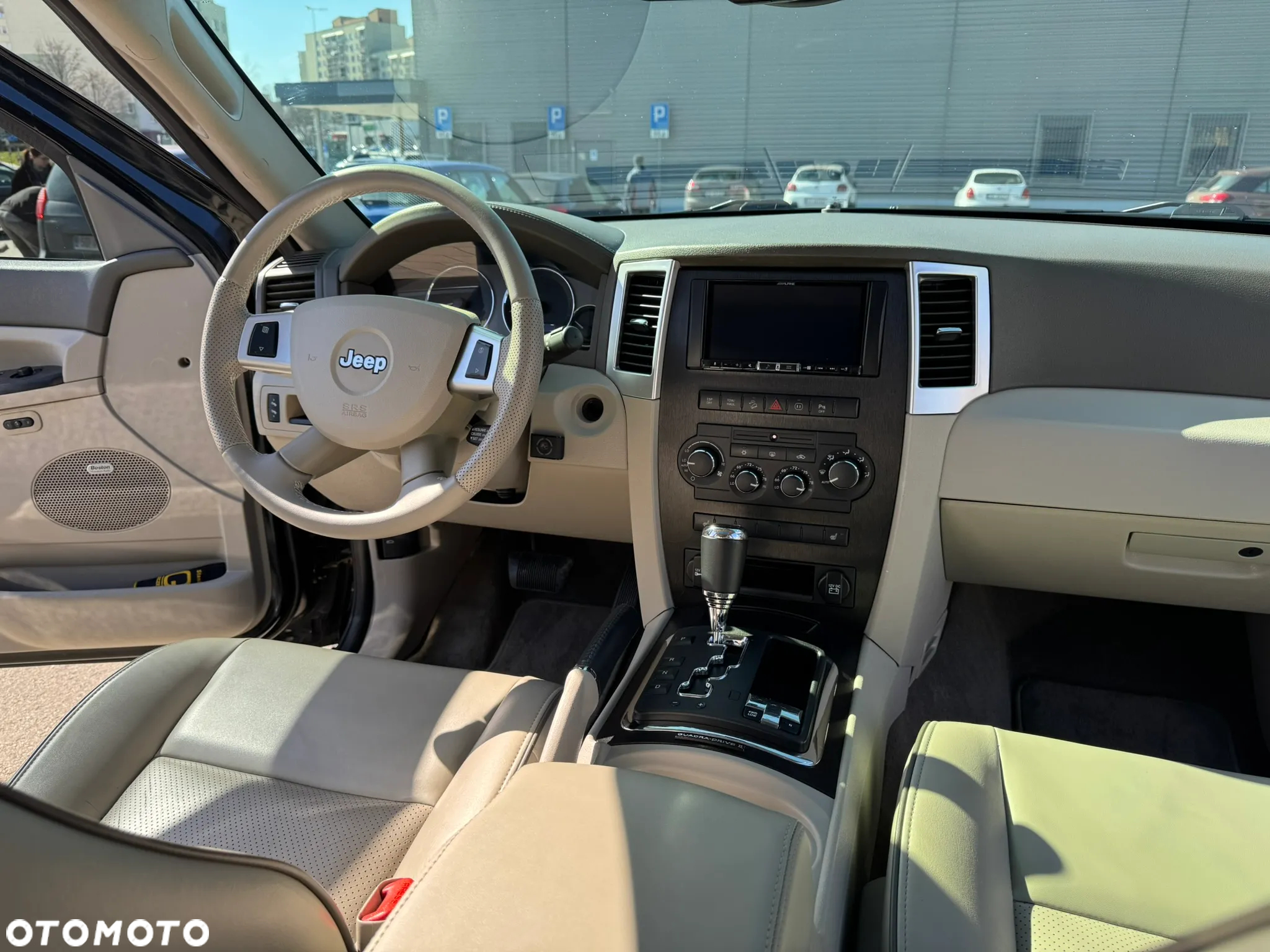 Jeep Grand Cherokee 5.7 V8 HEMI 4WD Automatik Overland - 14