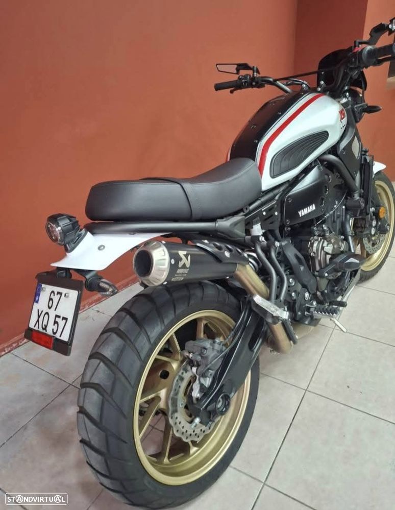 Yamaha XSR - 12
