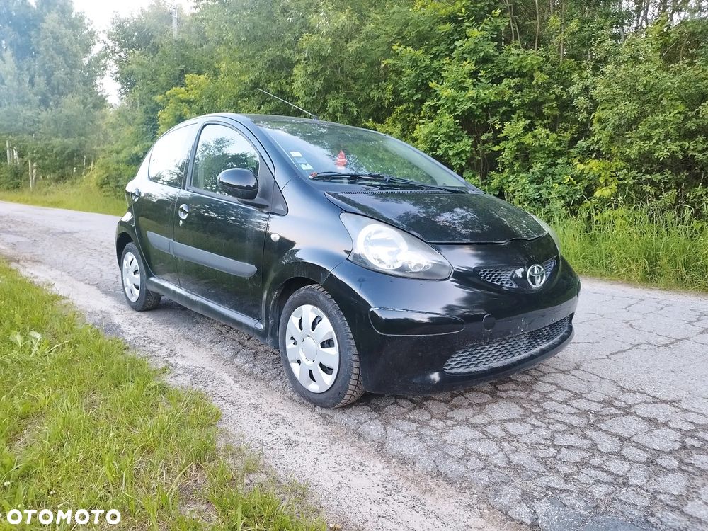 Toyota Aygo City - 1