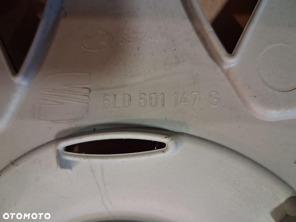 Kołpak 15' SEAT - Dostępne 3SZT - 6L0601147G - 2