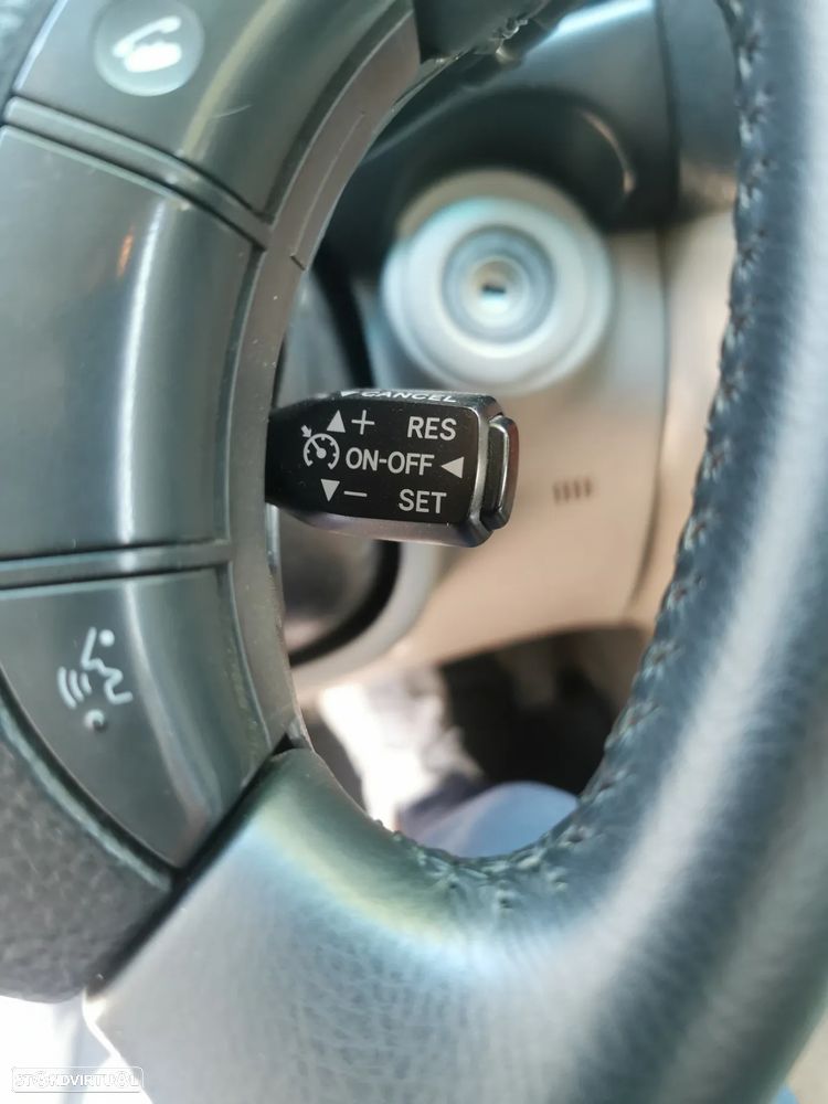 Toyota Land Cruiser - 18