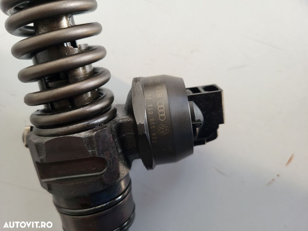 Injectoare Injector Vw Seat Skoda 1.9 Tdi Euro 4 Golf 5 Passat Touran Octavia 2 Altea Leon Etc. Cod - 5
