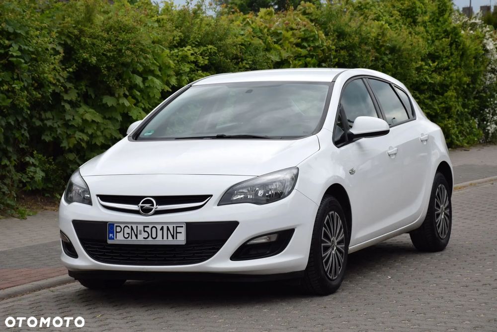 Opel Astra 1.6 Design Edition - 3
