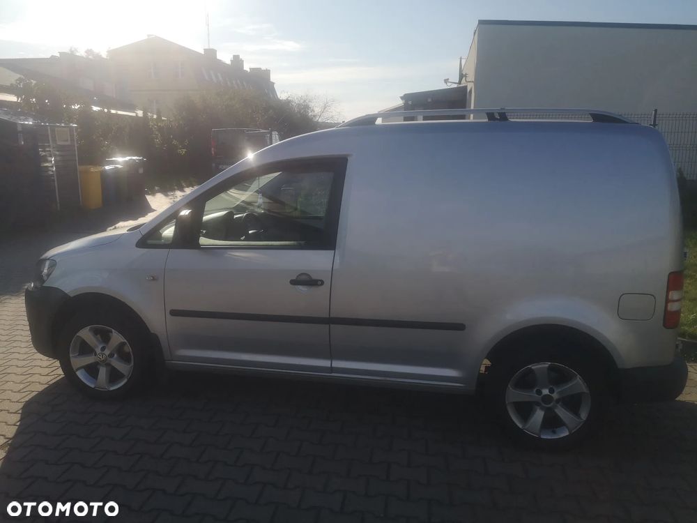 Volkswagen Caddy 1.6 TDI Comfortline DSG - 2