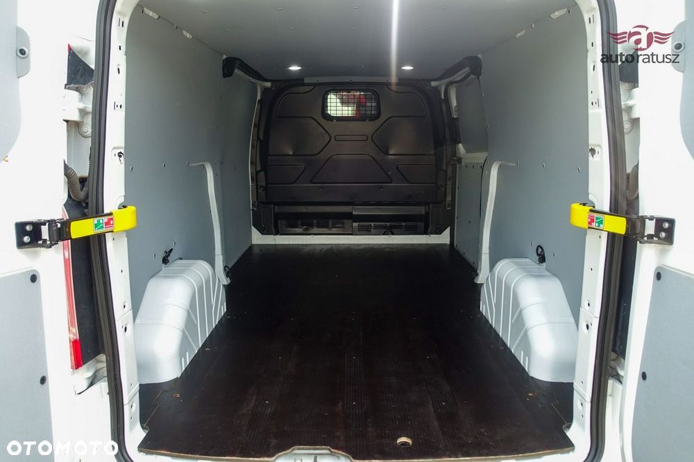Ford Transit Custom - 16