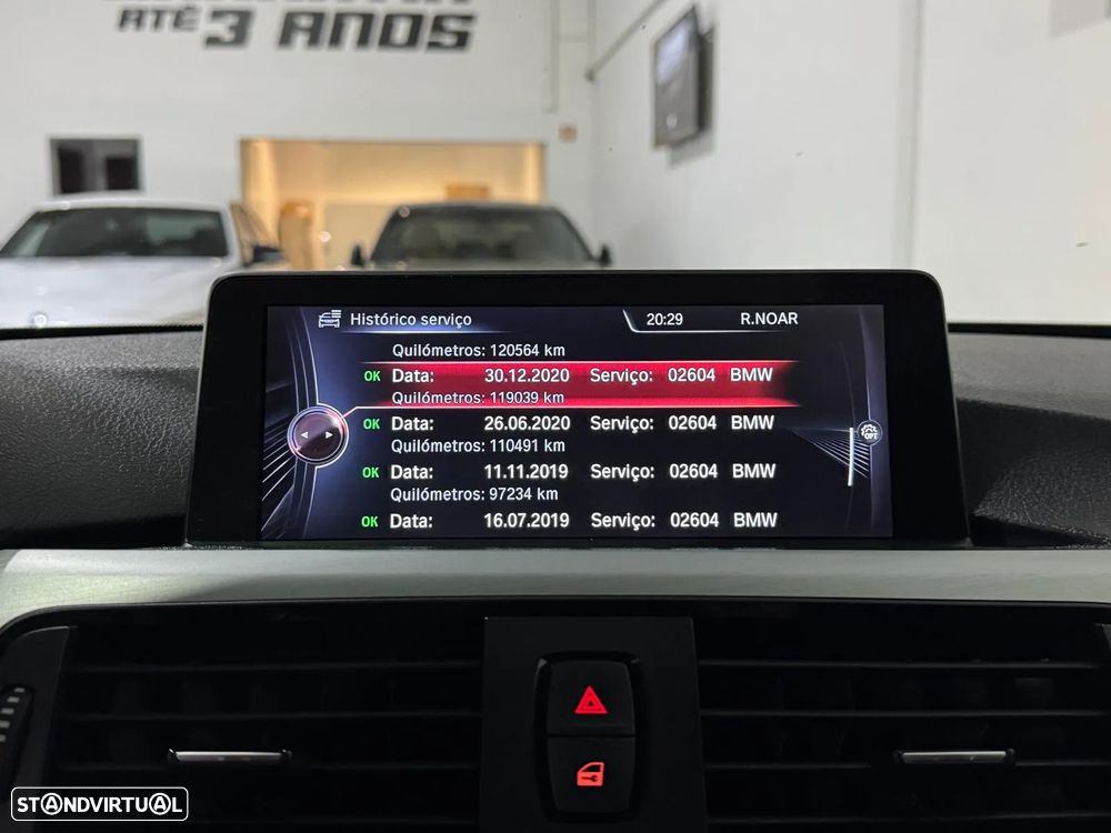 BMW 320 d Touring Pack M - 31