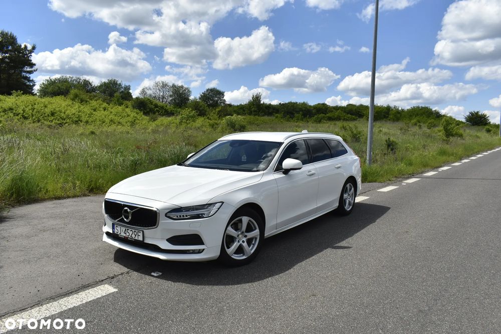 Volvo V90 D4 Momentum Pro - 21