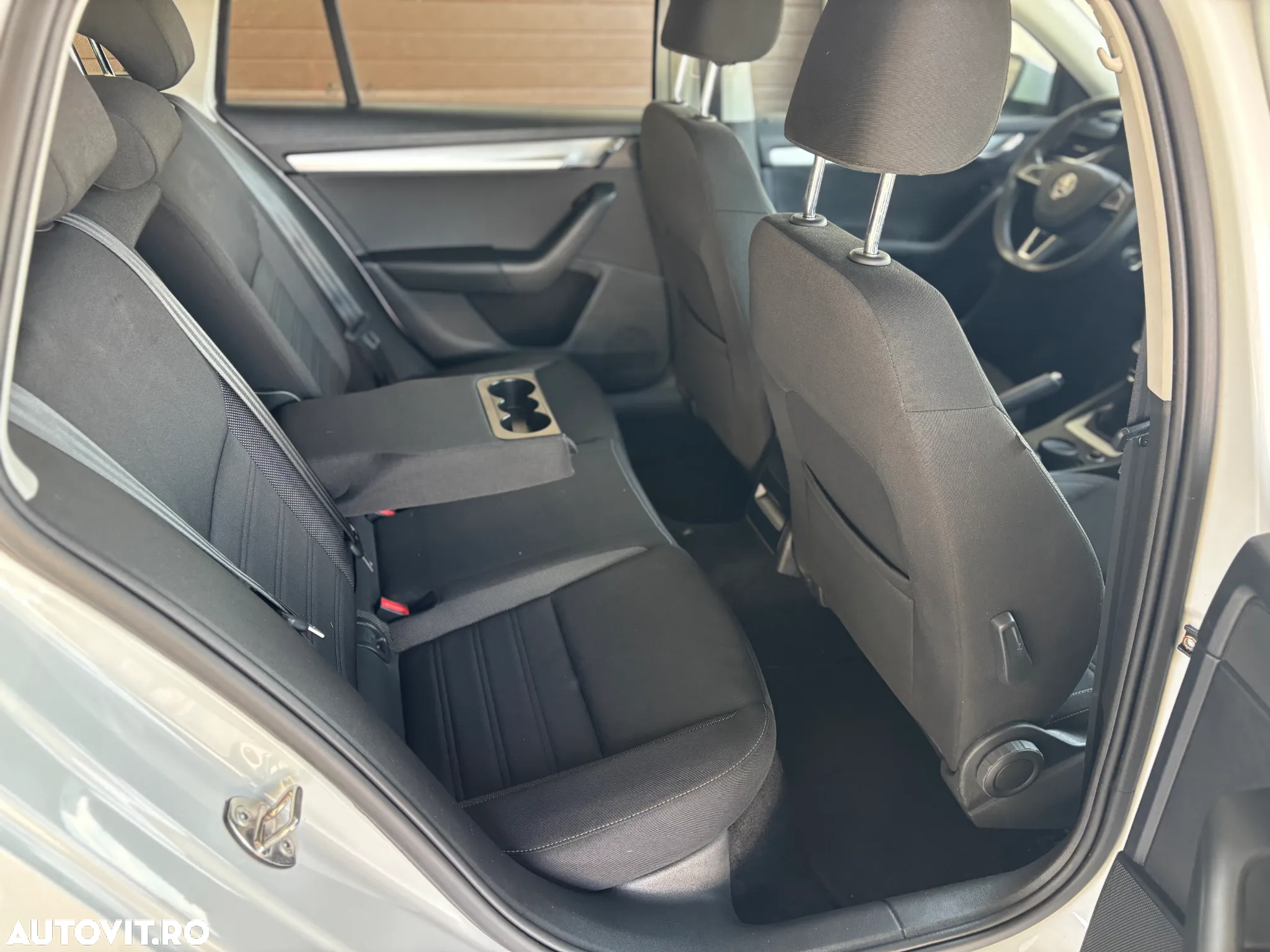 Skoda Octavia Combi Diesel 1.6 TDI Ambition - 30