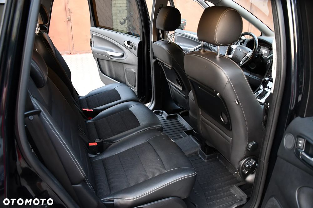 Ford S-Max 2.0 TDCi DPF Titanium - 13