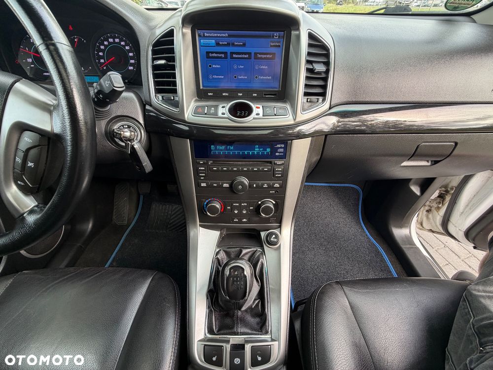 Chevrolet Captiva 2.2 d LTZ - 16