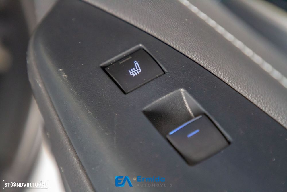 Toyota Corolla Touring Sports - 47