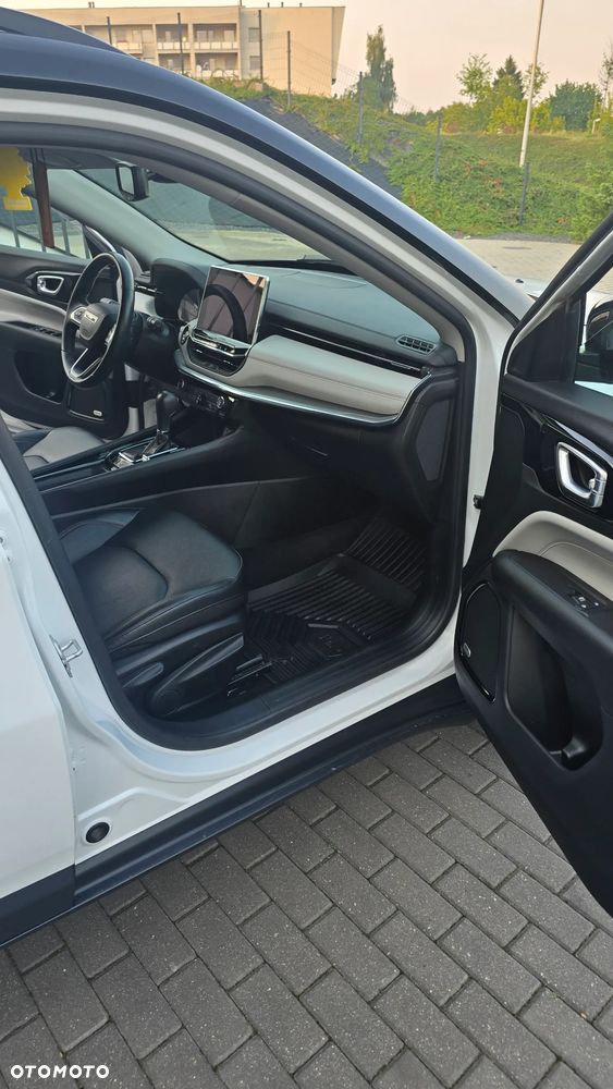 Jeep Compass - 16