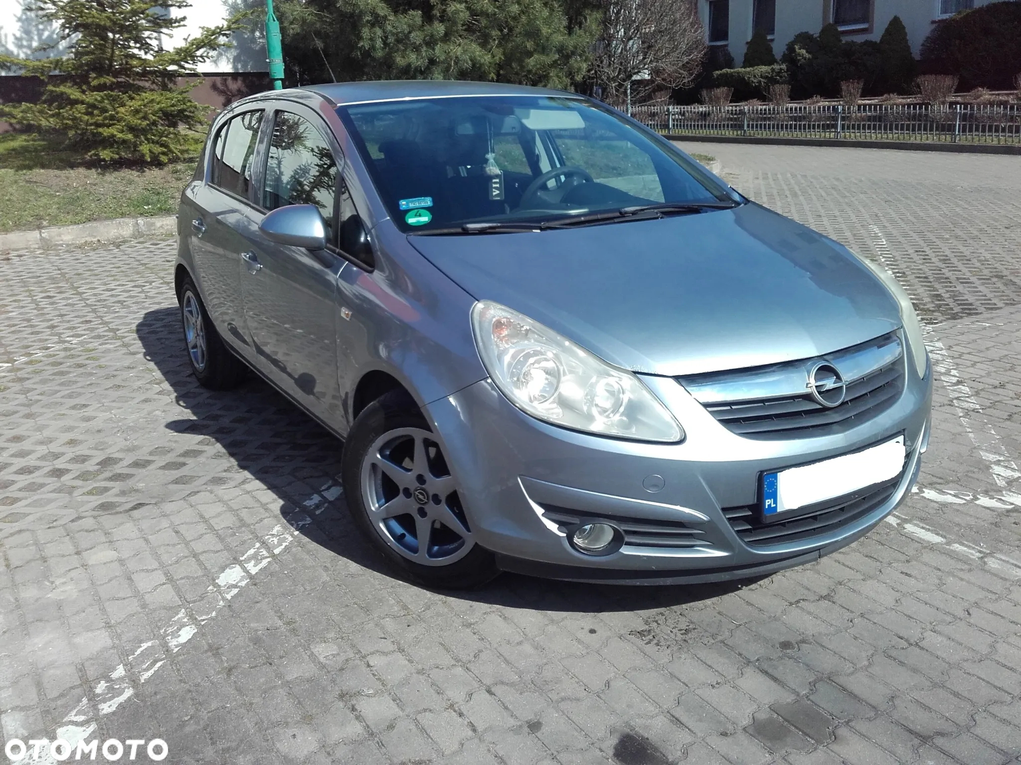 Opel Corsa 1.4 16V Cosmo - 10
