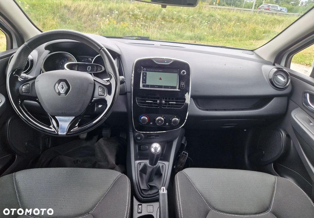 Renault Clio - 12