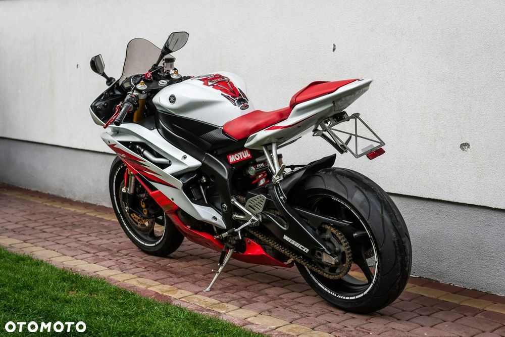 Yamaha R6 - 5