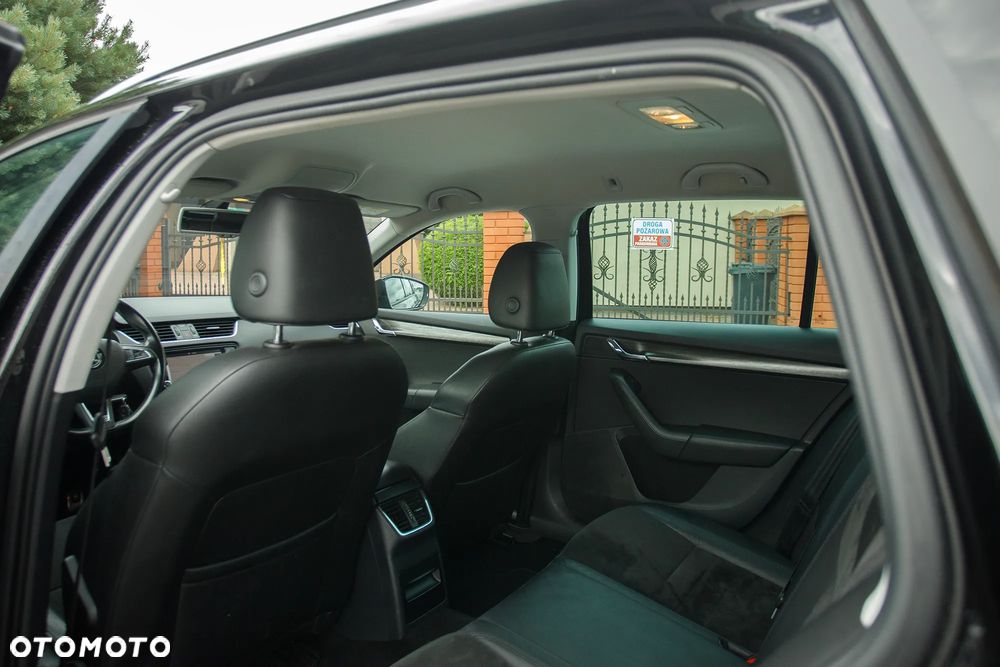 Skoda Octavia 2.0 TDI 4x4 DSG Scout - 23