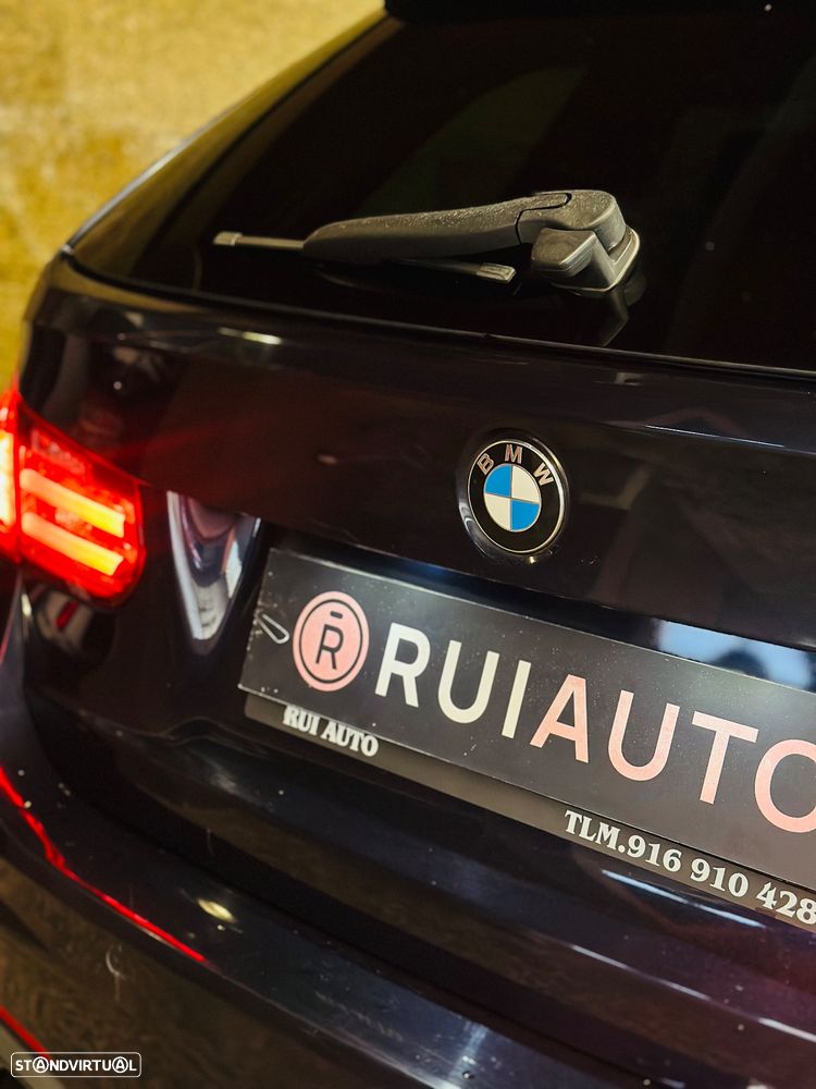 BMW 320 d Touring Auto Line Luxury - 9