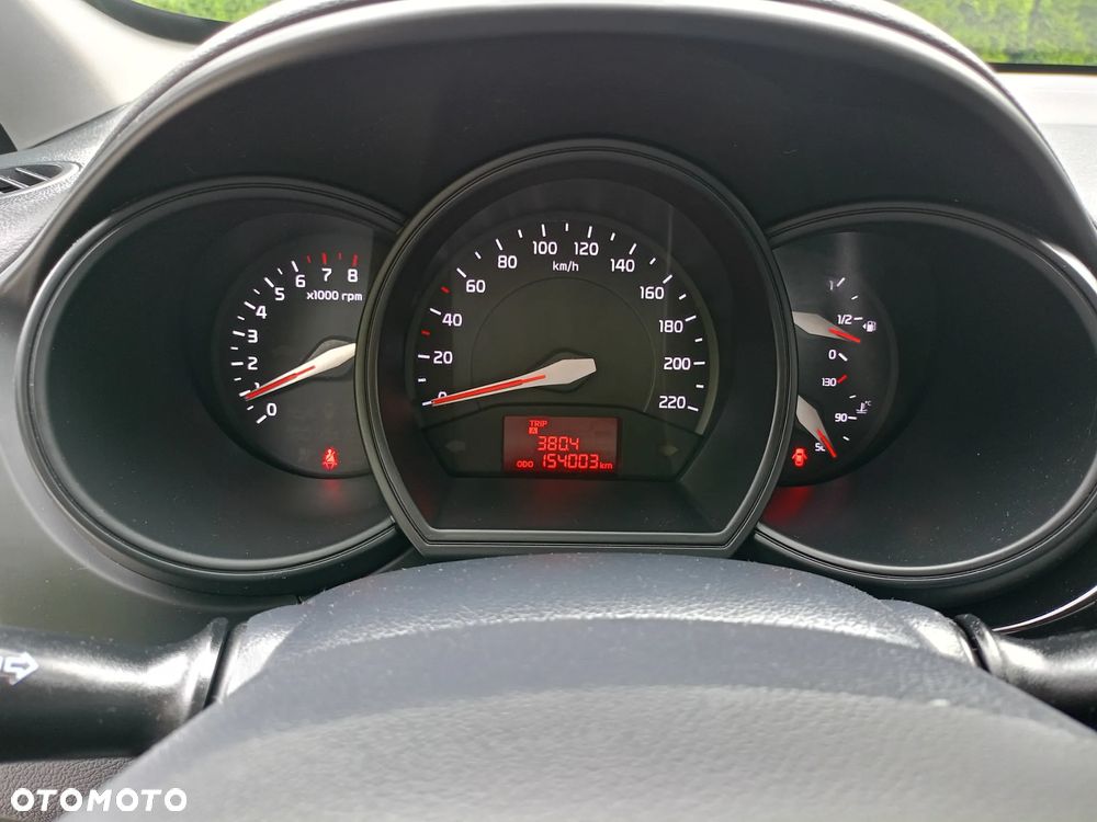 Kia Rio 1.2 Dream Team Edition - 21