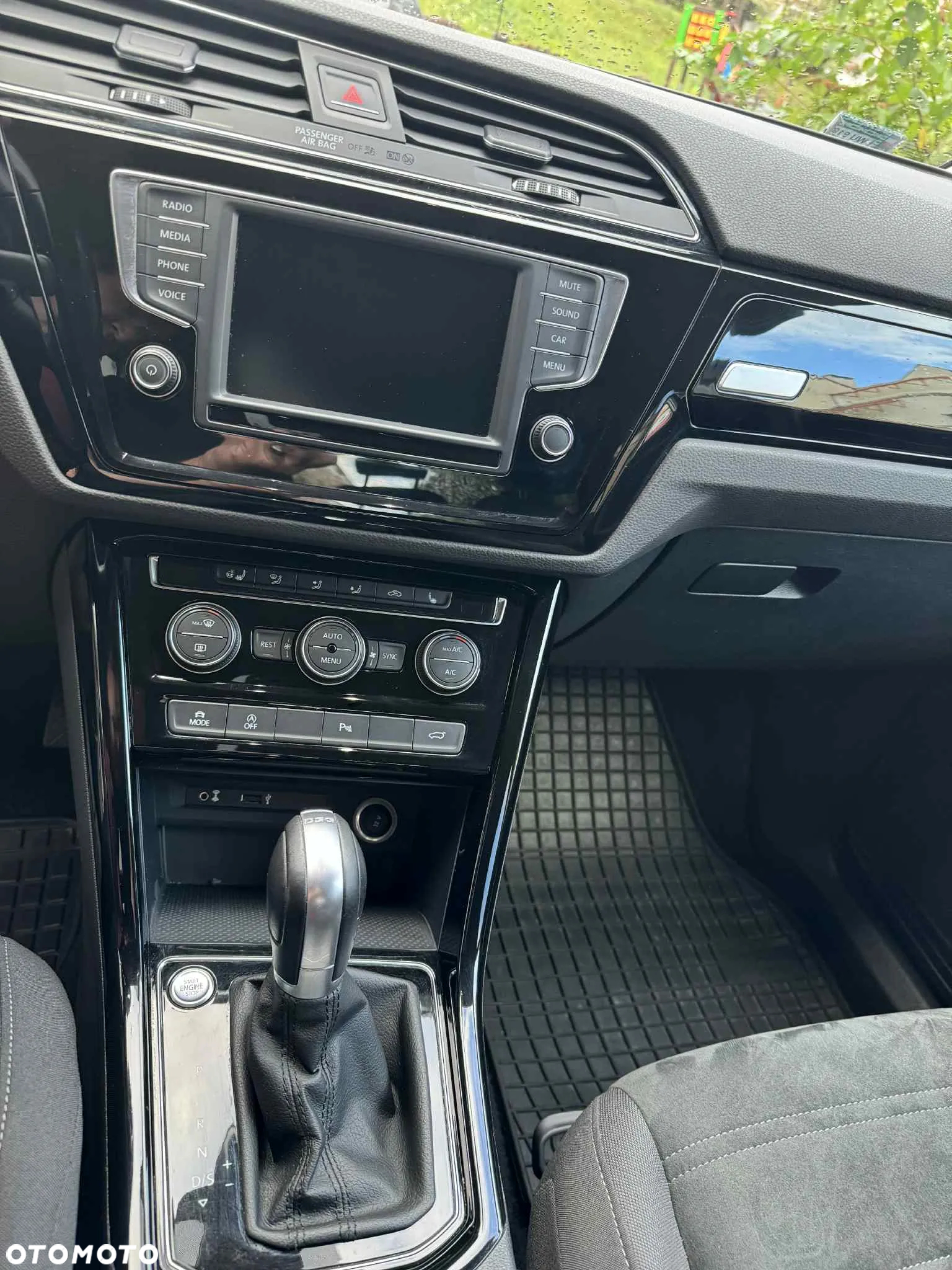 Volkswagen Touran 1.4 TSI BMT Highline DSG - 13