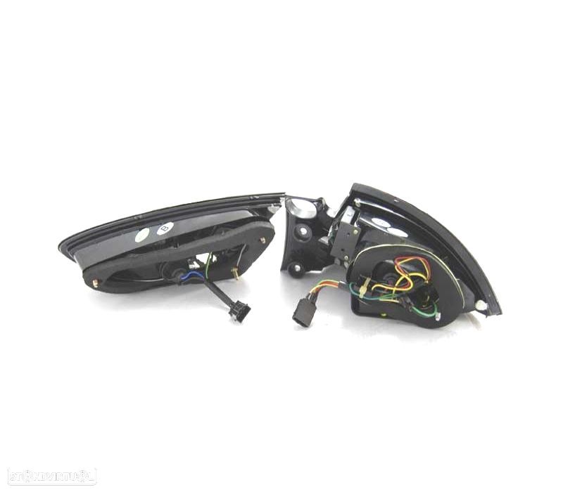 PILOTOS SEAT LEON 09-12 LED FUNDO NEGRO - 2