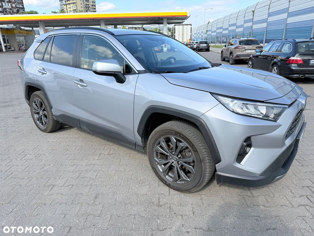 Toyota RAV4 - 4