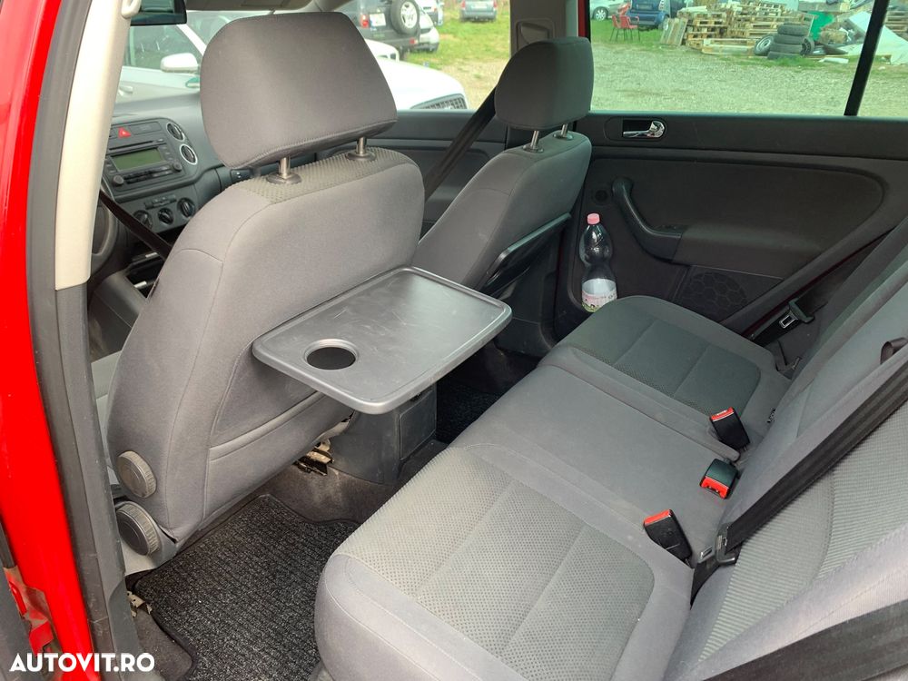 Volkswagen Golf Plus 1.6 FSI Trendline - 6