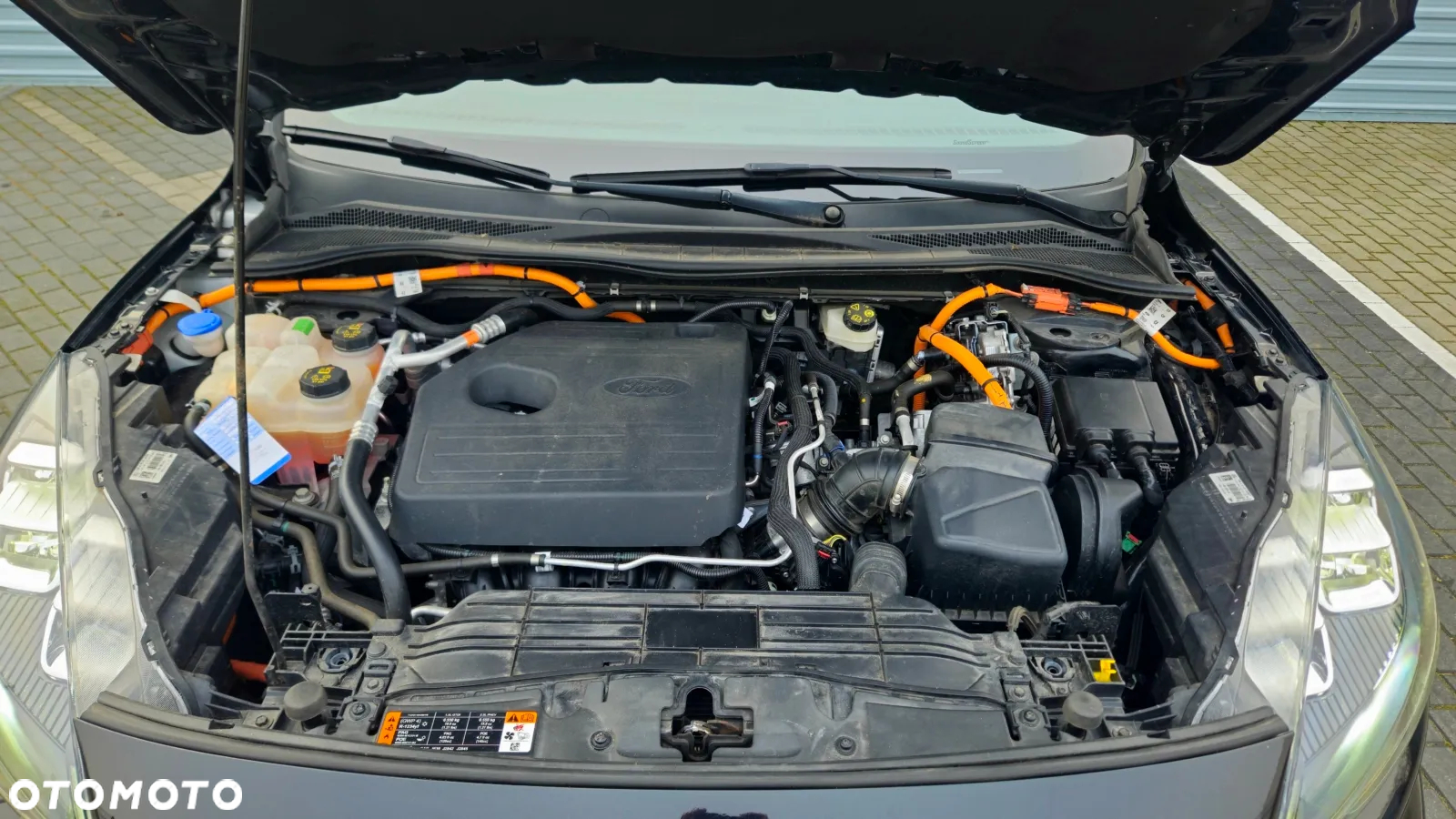 Ford Kuga 2.5P PHEV FWD ST-Line - 32