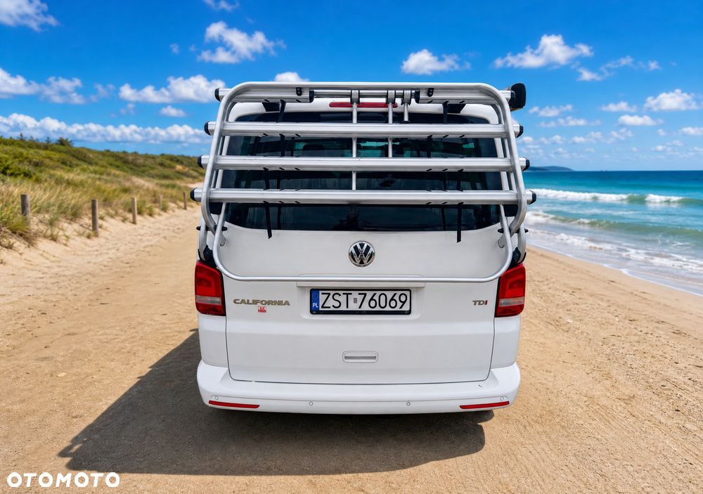 Volkswagen California - 11