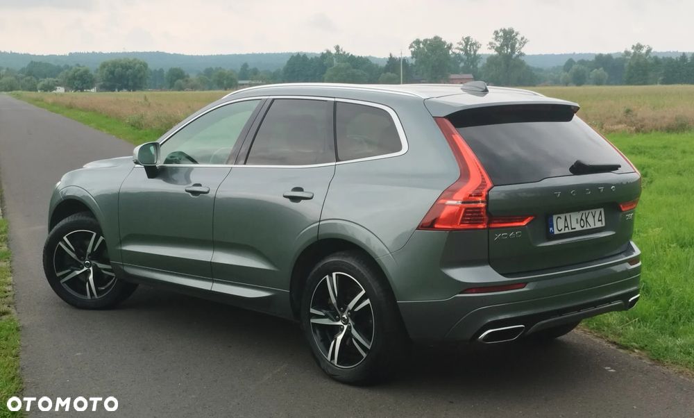 Volvo XC 60 D5 SCR AWD R-Design - 8