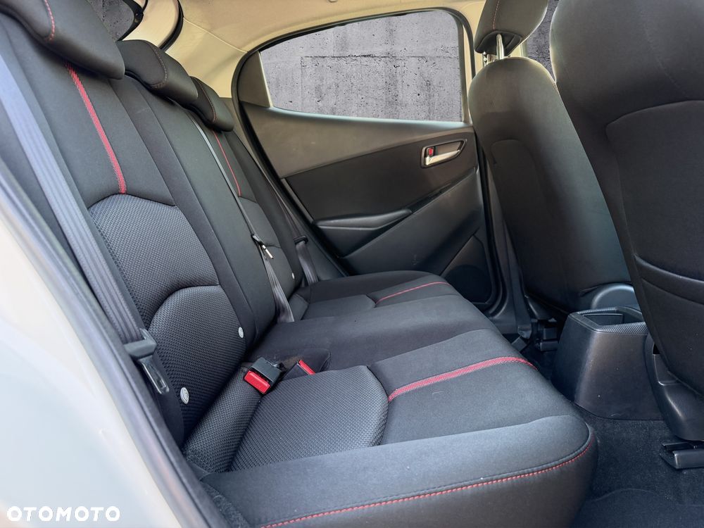 Mazda 2 SKYACTIV-G 90 Red Sports Edition - 16