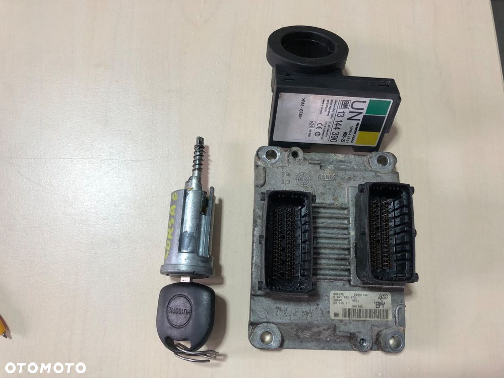 Komputer sterownik immo stacyjka 0261206072kluczyk Opel Corsa C