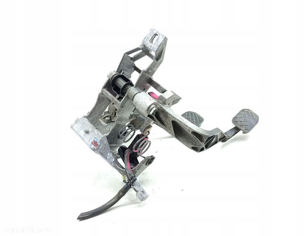 PEDAŁY KOMPLET GAZ HAMULEC SPRZĘGŁO SKODA SUPERB I - 4