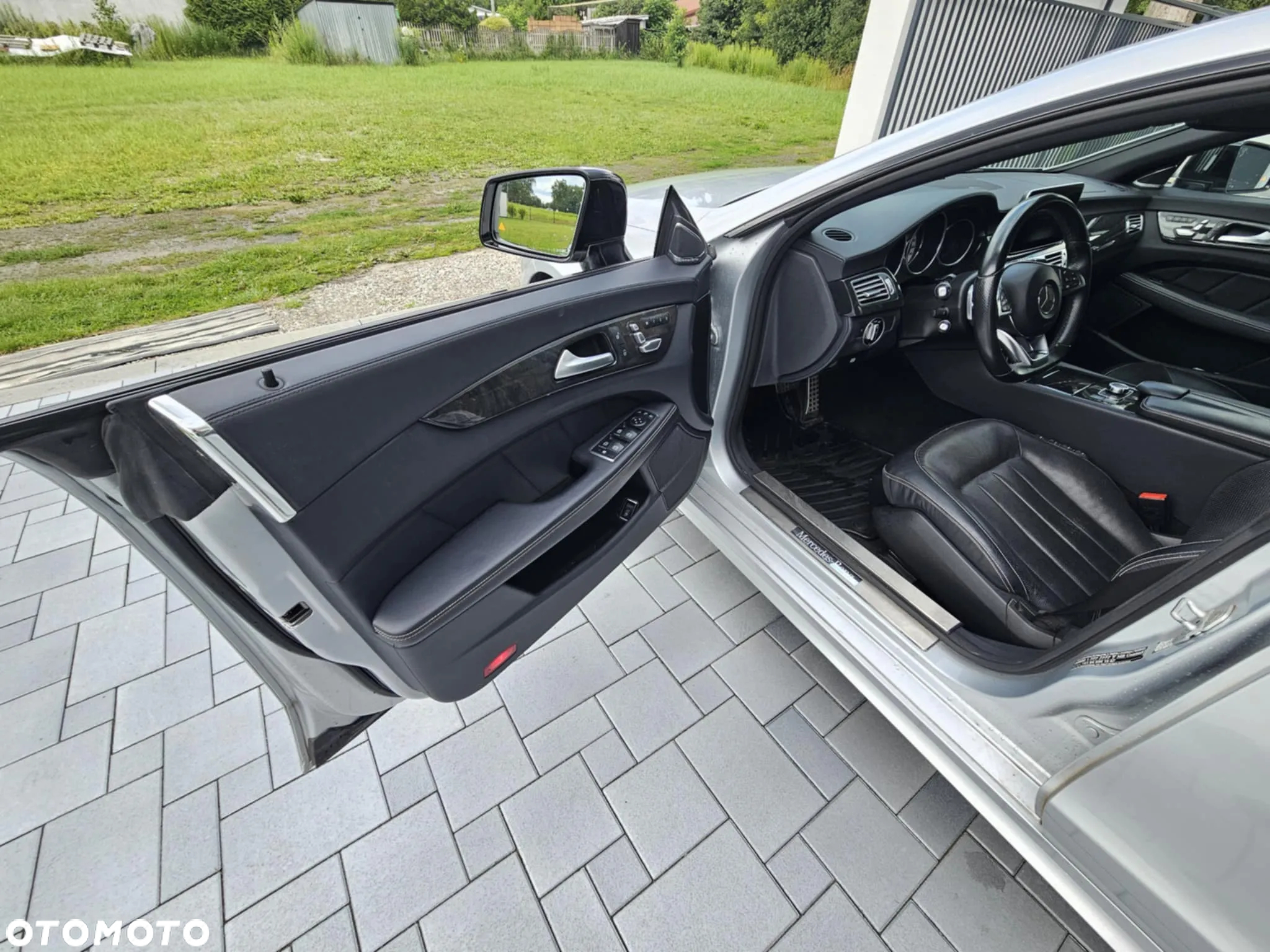 Mercedes-Benz CLS 350 BlueTEC 4Matic 7G-TRONIC - 24