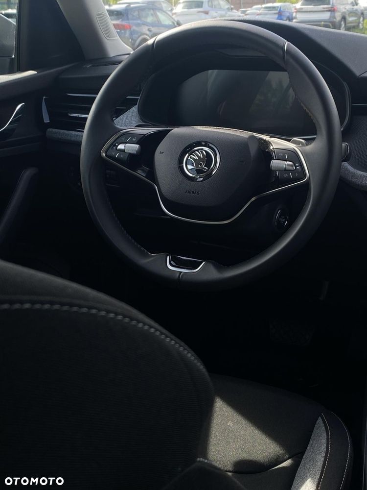 Skoda Kamiq 1.0 TSI Selection DSG - 8