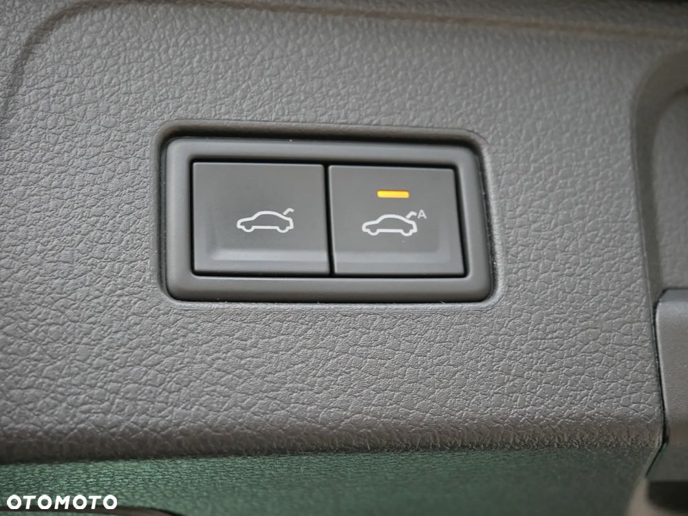 Volkswagen Passat 2.0 TDI EVO Business DSG - 37
