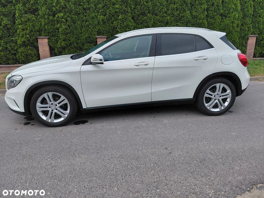 Mercedes-Benz GLA 180 (CDI) d - 9