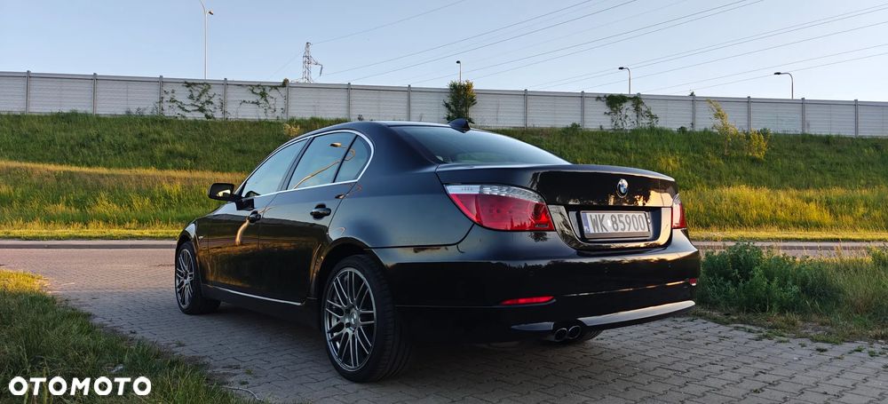 BMW Seria 5 530d xDrive - 2