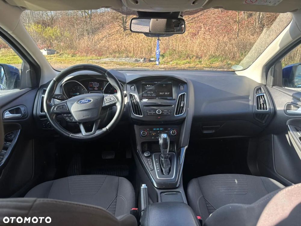 Ford Focus 2.0 TDCi DPF Start-Stopp-System Titanium - 10