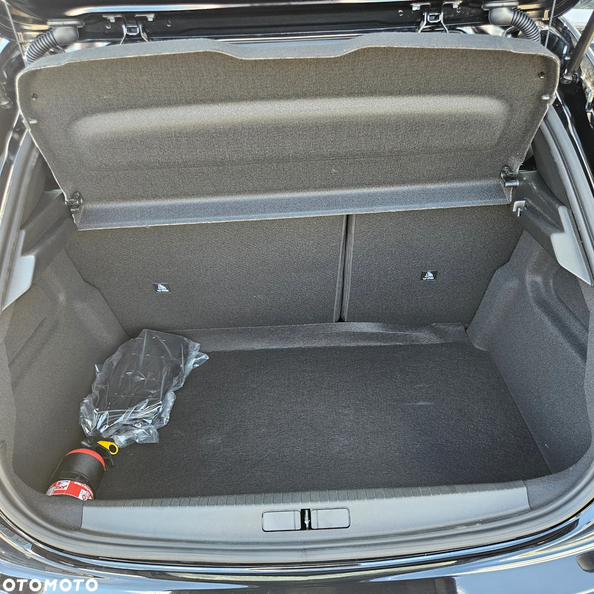 Peugeot 208 1.2 mHEV GT - 20