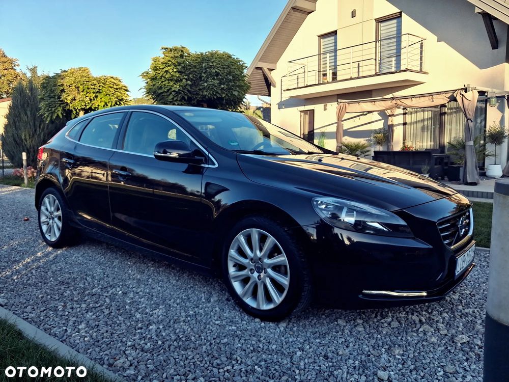 Volvo V40 D2 Momentum - 11
