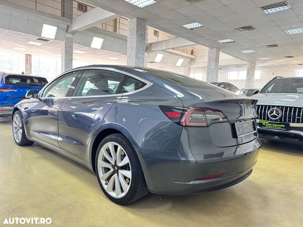 Tesla Model 3 Langstreckenbatterie Allradantrieb Dual Motor - 11