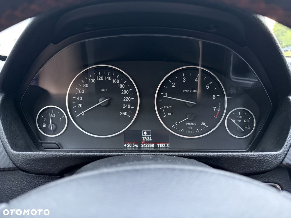 BMW Seria 3 320i Efficient Dynamics - 10