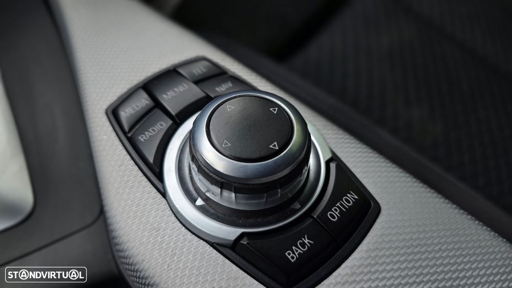 BMW 125 d Pack M Shadow - 32