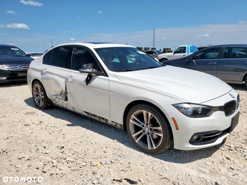 BMW Seria 3 328i Luxury Line - 4