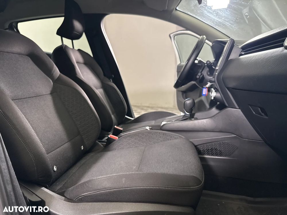 Renault Clio - 12