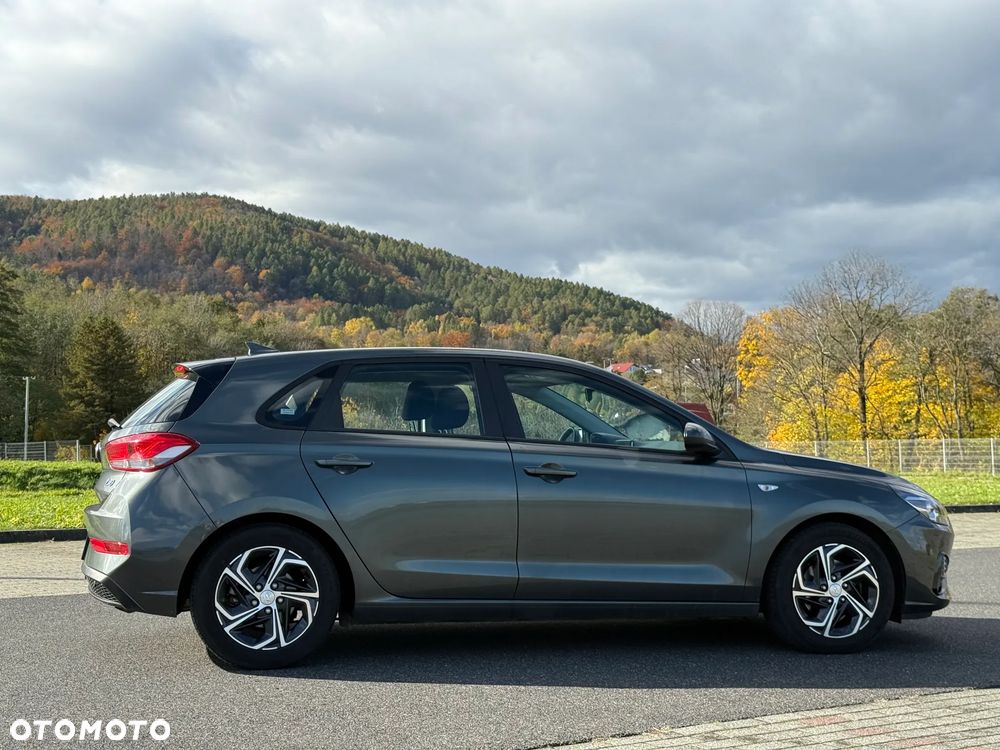 Hyundai i30 1.0 T-GDI Classic + DCT - 1