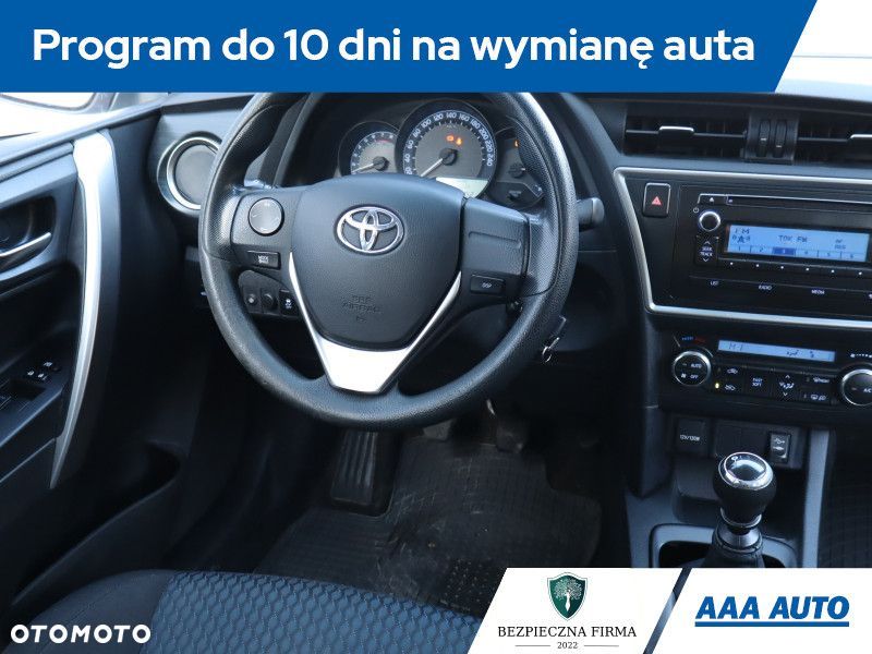 Toyota Auris - 9