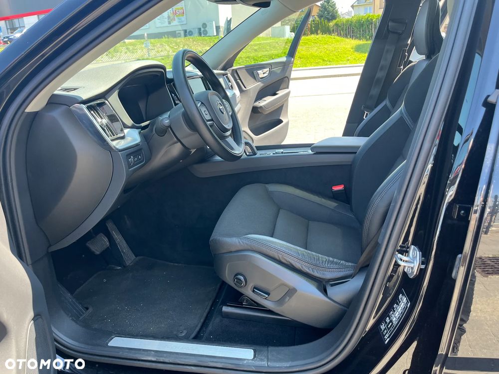 Volvo XC 60 - 22